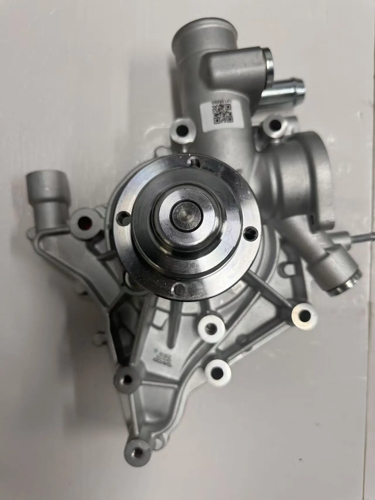 Deutz 04138560 Water Pump, fits Genie, JLG, Deutz Engine, TD2.9 Model,Genuine part