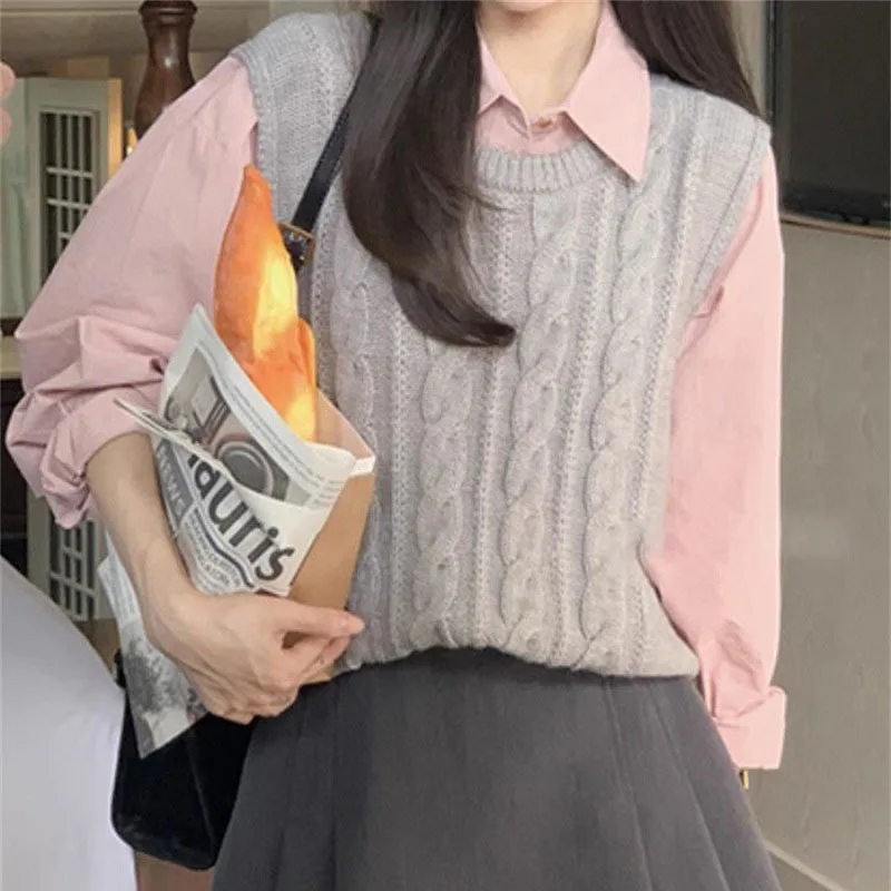 

Women Knitted Sweater Vest Spring Autumn Short Loose Vintage Sweater Sleeveless Girls V-Neck Pullover Tops Female Outerwear E801