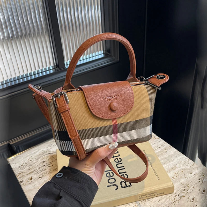 European and American Fashion Women's Bag 2025 New Check Pattern Bag Handheld Dumpling Bag Handheld Crossbody Bag