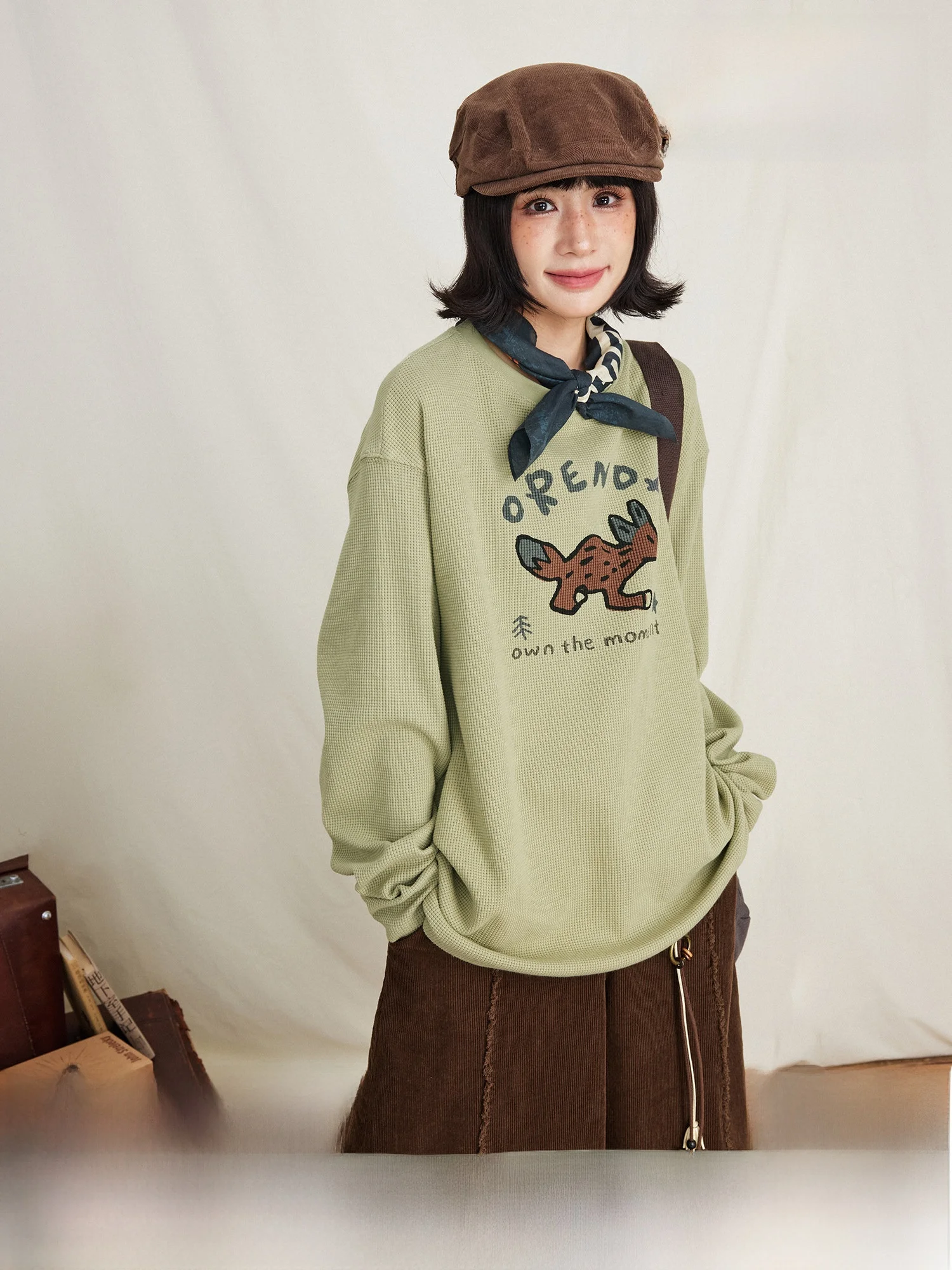 

Trendy Women's Long Sve T-irt Volcanic Orenda l Slogan Print Wfle Pattern Casual Loose Fit Cotton Poly...