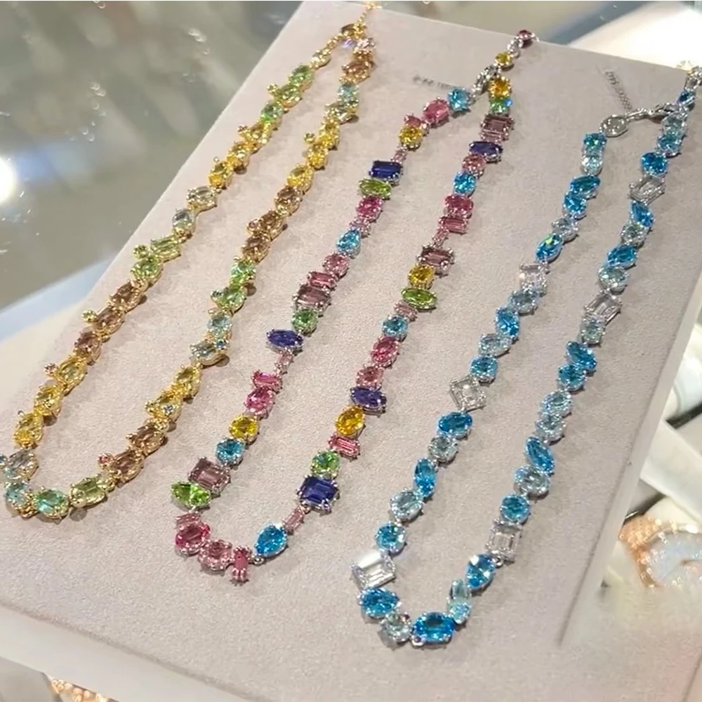 

Модный многоцветный комплект украшений с кристаллами: смешанная огранка, родиевое покрытие и нежный дизайн для всех нарядов ​