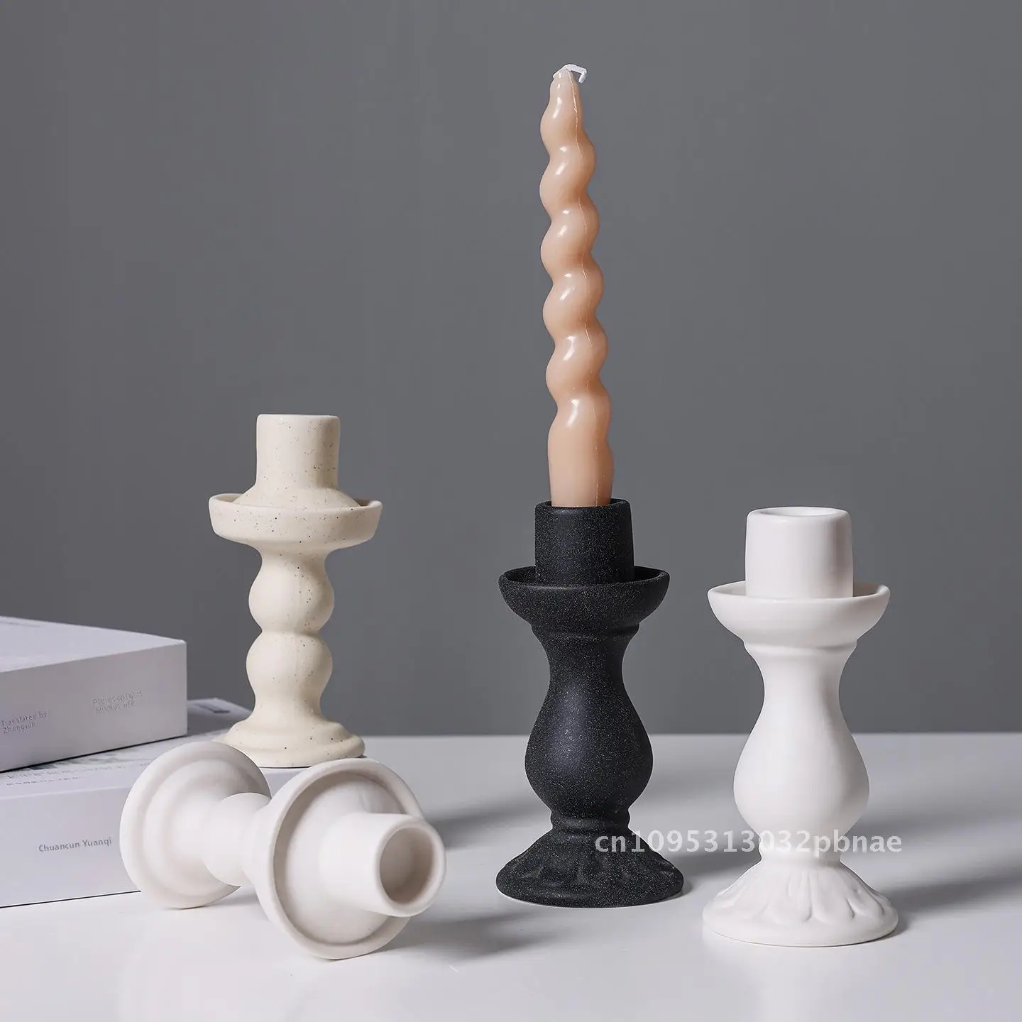 

Vintage Roman Column Candlestick French Home Creative Dining Table Atmosphere Decoration Ornament Candle Aromatherapy Pedestal