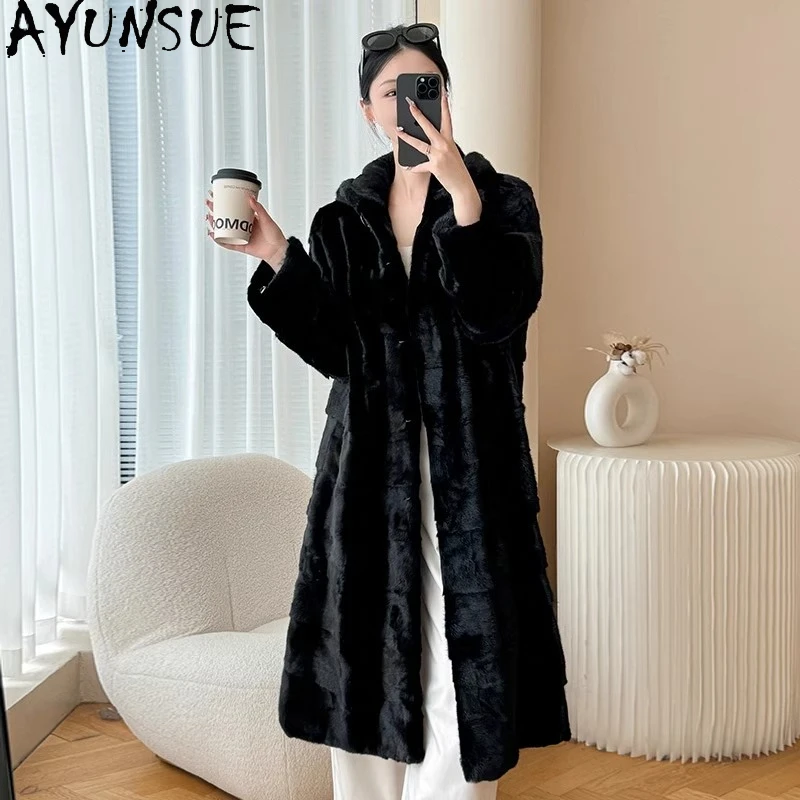 AYUNSUE معطف فرو المنك امرأة معطف الفرو الأسود 2025 معاطف الشتاء الجديدة للمرأة ملابس عصرية فاخرة للمرأة Pelzmantel Damen