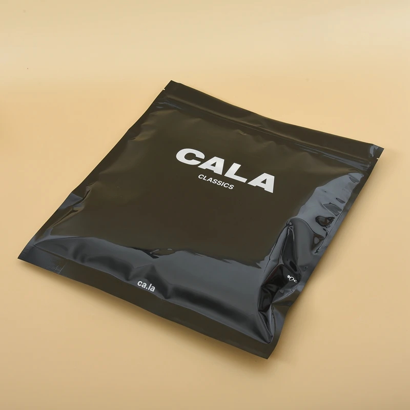 Custom.Custom small size Black Plastic Packing Bags Cosmetic Smell Proof Resealable Frosted Zip Seal Mylar Ziplock Bags