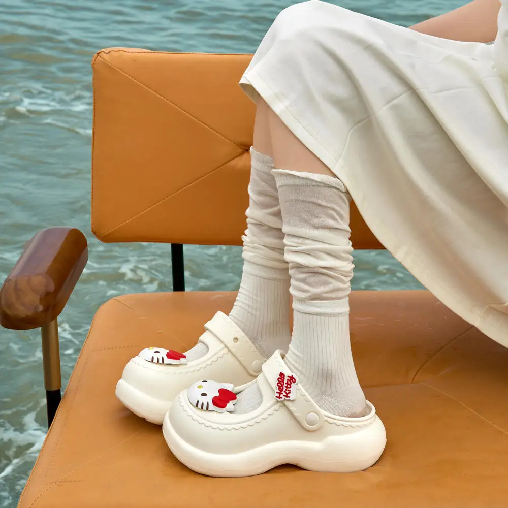

Cute Girls Hello Kitty Summer Slippers Sanrio Anime Kawaii Female Eva Shoes Student Anti-Slip Bathroom Thick Sole Beach Sandals