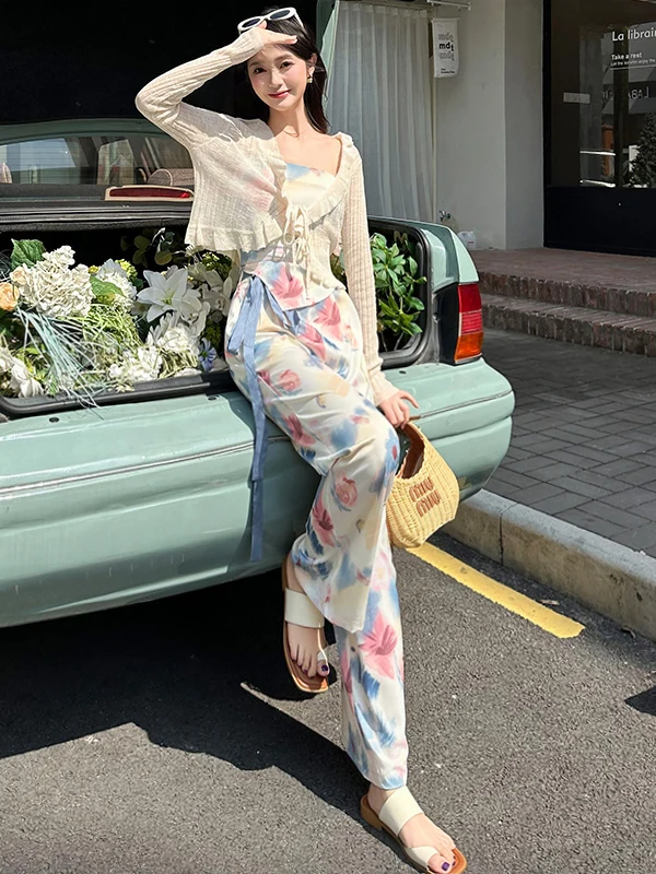 

Fashionable Autumn Holiday Style Women's Three-Piece Set with Print Vest Open Cardigan Wide Leg Pants Elegant And Trendy