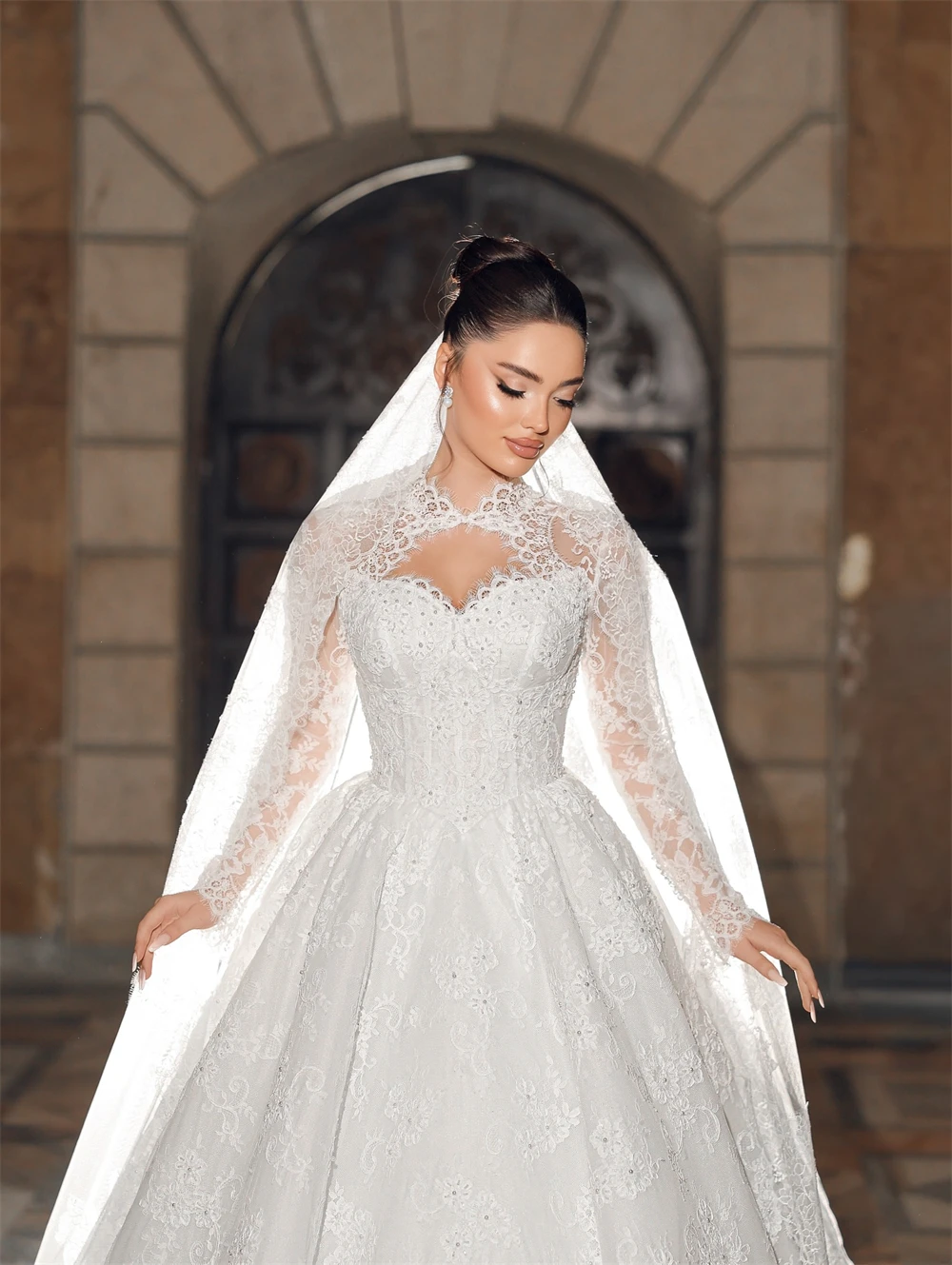 

Customized Soft White Lace Wedding Dress Formal O-Neck Long Sleeves Bridal Gowns Boho A-Line Chapel Train Vestido De Novia