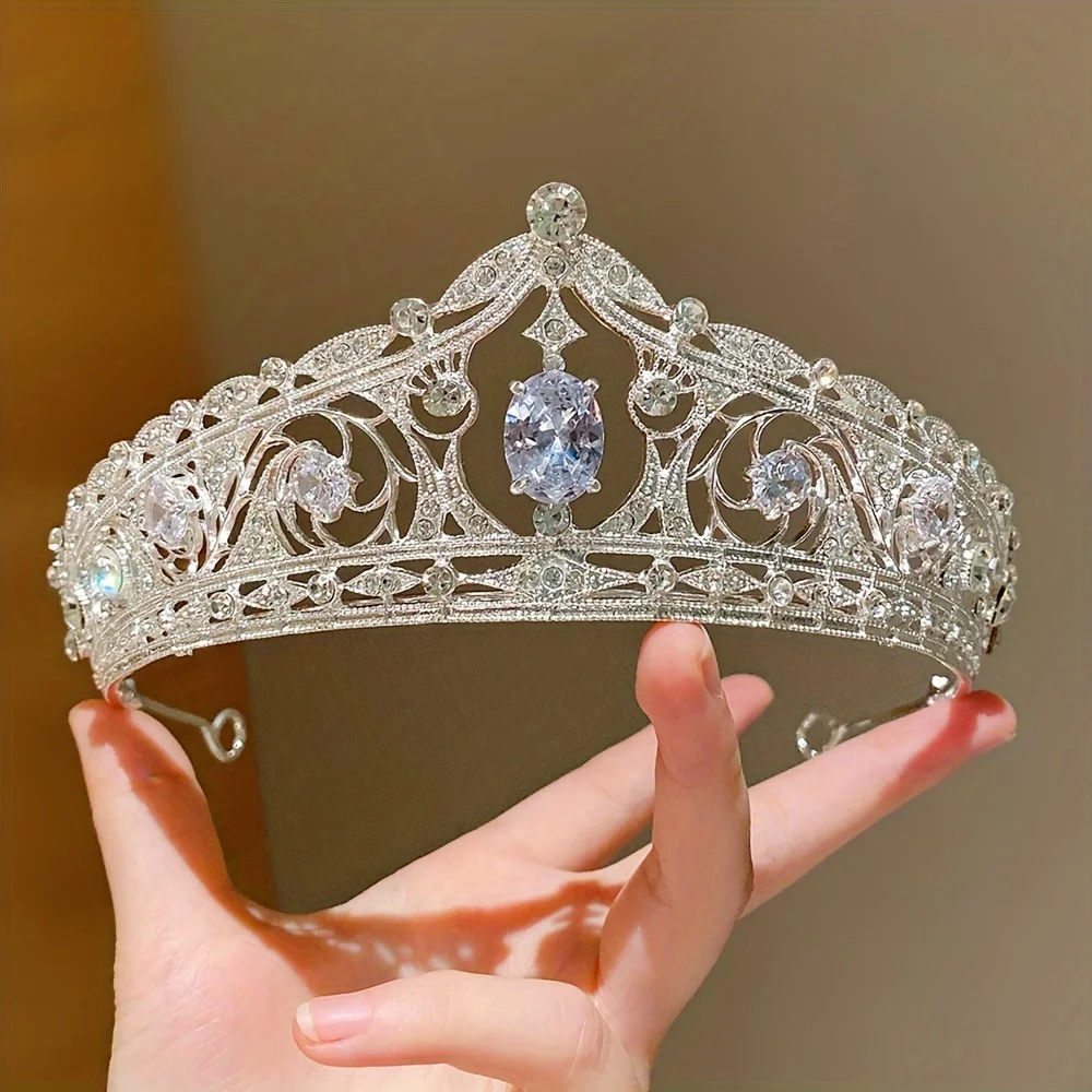 1pcs Sweet Girls Rhinestone Crown Party Catwalk Necessary Cute Little Girl Princess Diadem Birthday Gift