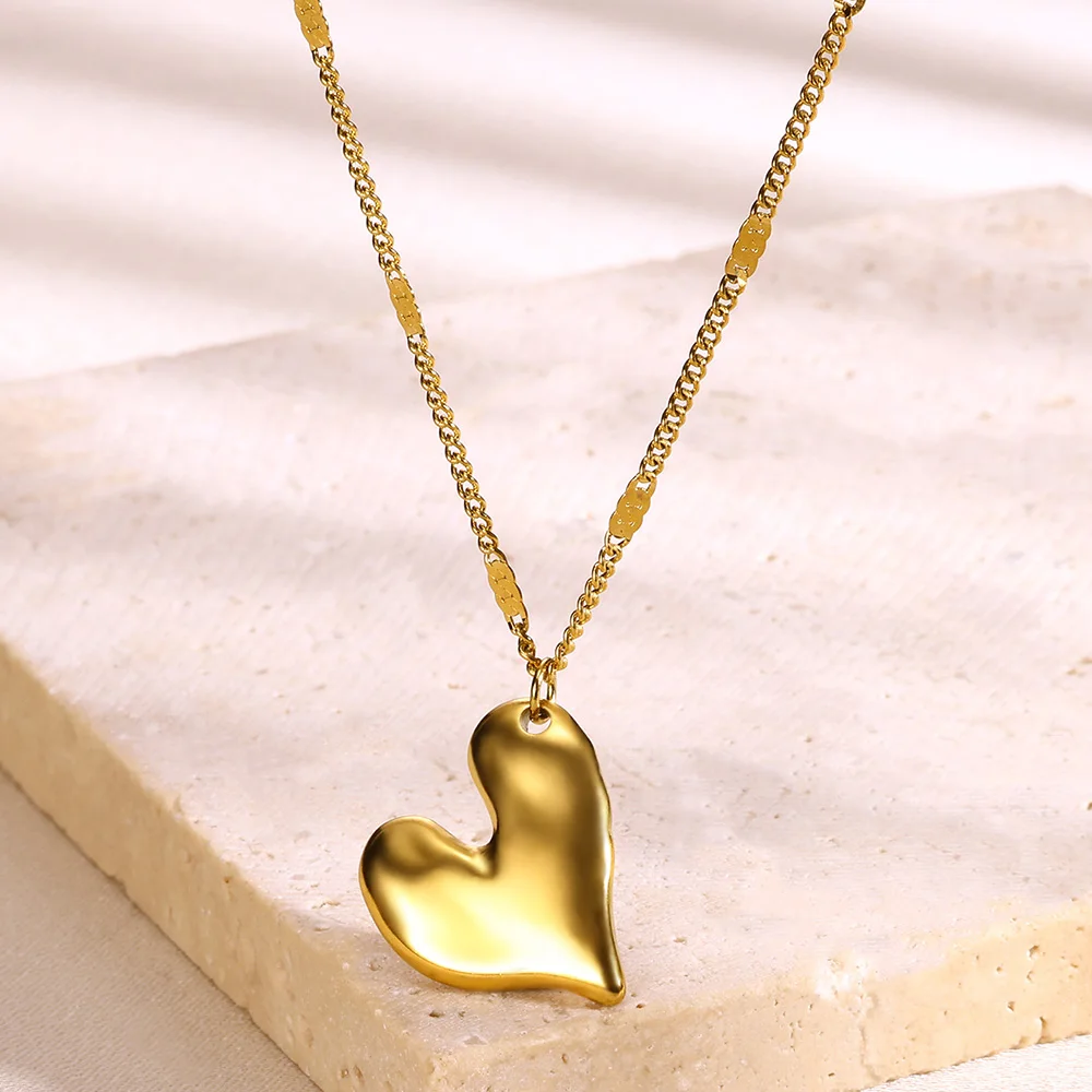 

Stainless Steel Love Heart Pendant Necklaces for Women Trend Aesthetic Gold Color Chain Collar Choker Jewelry Birthday Gifts
