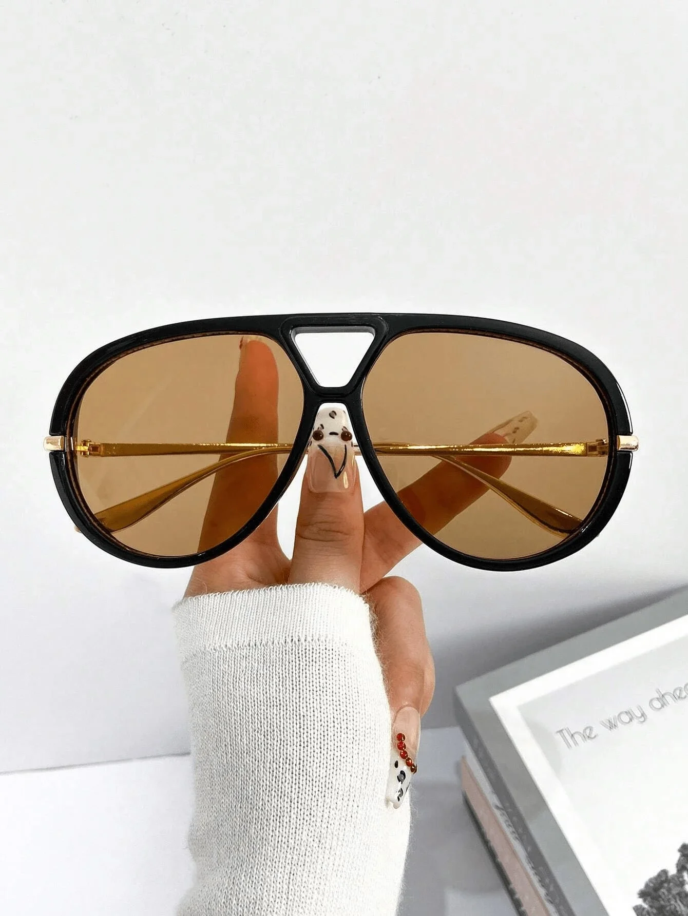 

Women Vintage Double Bridge Oversized Square Fashion Sunglasses