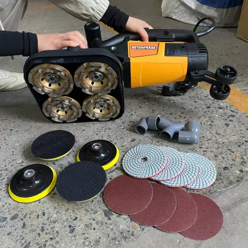Piccola lucidatrice per smerigliatrice per pavimenti in cemento a quattro teste portatile