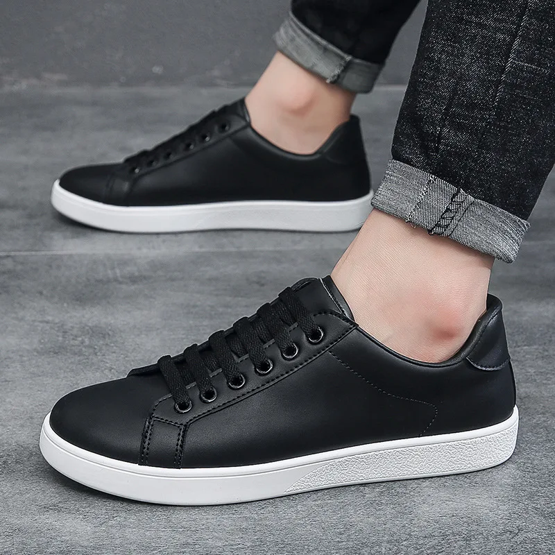 New Little White Shoes Solid Color Versatile Trendy Sports and Casual Board Shoes Fashion Solid Color Lace up Men\'s Shoes