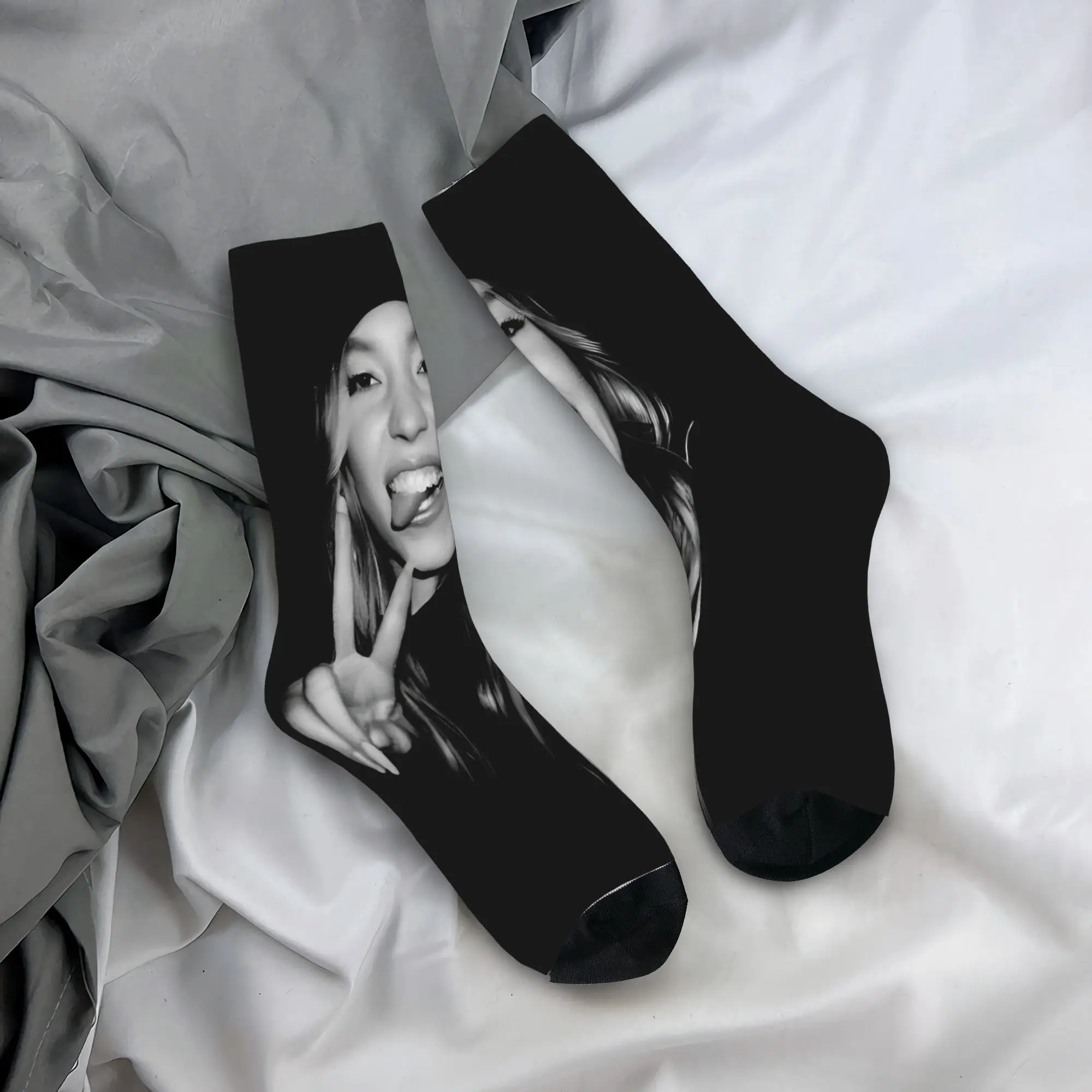 

Sydney Sweeney Socks Anti Bacterial Stockings Couple Soft Breathable Outdoor Sports Socks Winter Elegant Graphic Socks