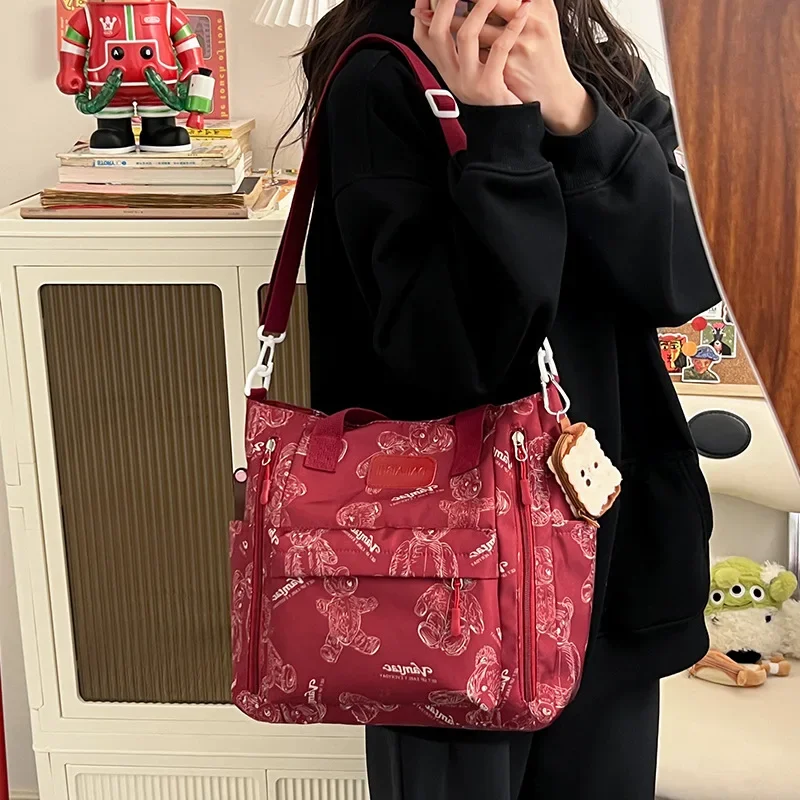 New Multifunctional Ladies Shoulder Bag Lightweight Large Capacity Commuting Female Handbag Senior Travel Girls Cute Bear Bag