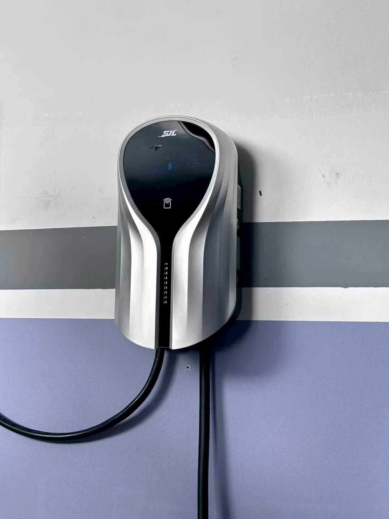 Type2  AC EV Wallbox Charger  LED Indicator Light LCD Screen Swipe Start 7KW -11KW- 22KW WiFi  APP 4G OCPP - view 4