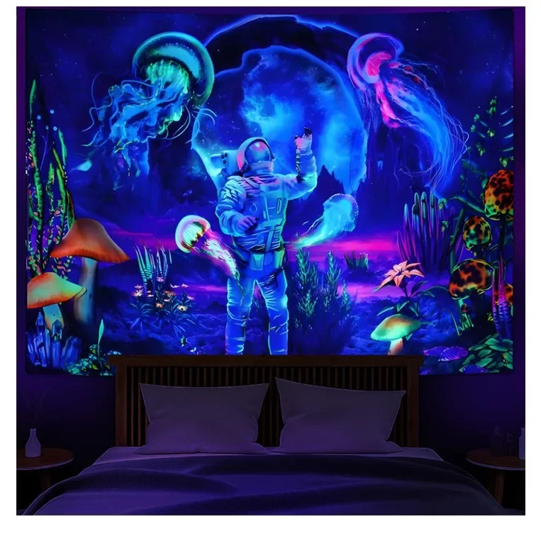 Glowing UV Hanging Blanket Temu Xiong Hot Sale Astronauts Illusory Background Home Source Factory Head Other Patterns Other Mate