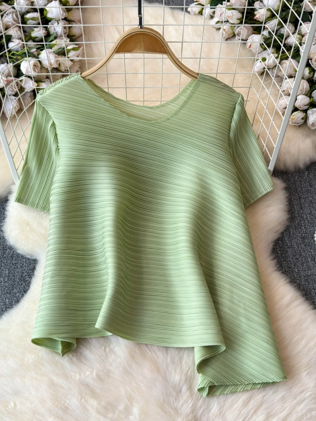 

Summer New Design Loose ort Sve Pure Color Folded Uneven Top Women's Faion T-irt Korean Sle Commute Regular Fit