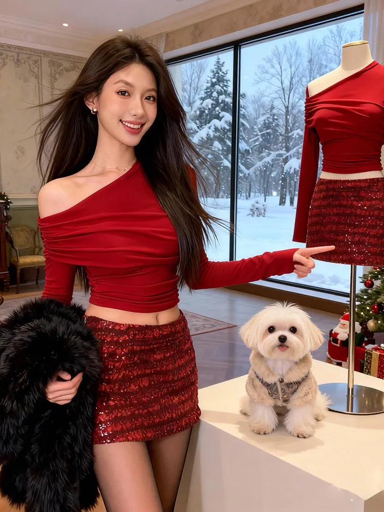 

Sexy Red oulder-baring T-irt And High-waisted Skirt Two-piece Set for Women High-ne Zipper Decorated Slim Fit Fa...