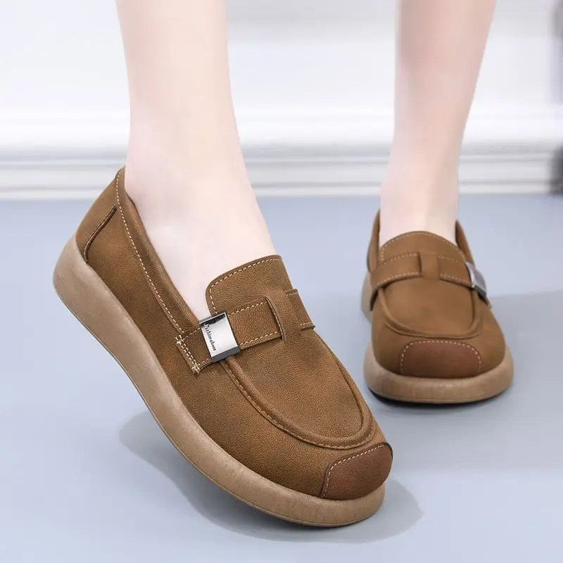 

Women Shoes 2025 Spring Autumn New Breathable Non Slip Metal Decoration Casual Shoes Comfortable Soft Sole Lightweight Mom Shoes