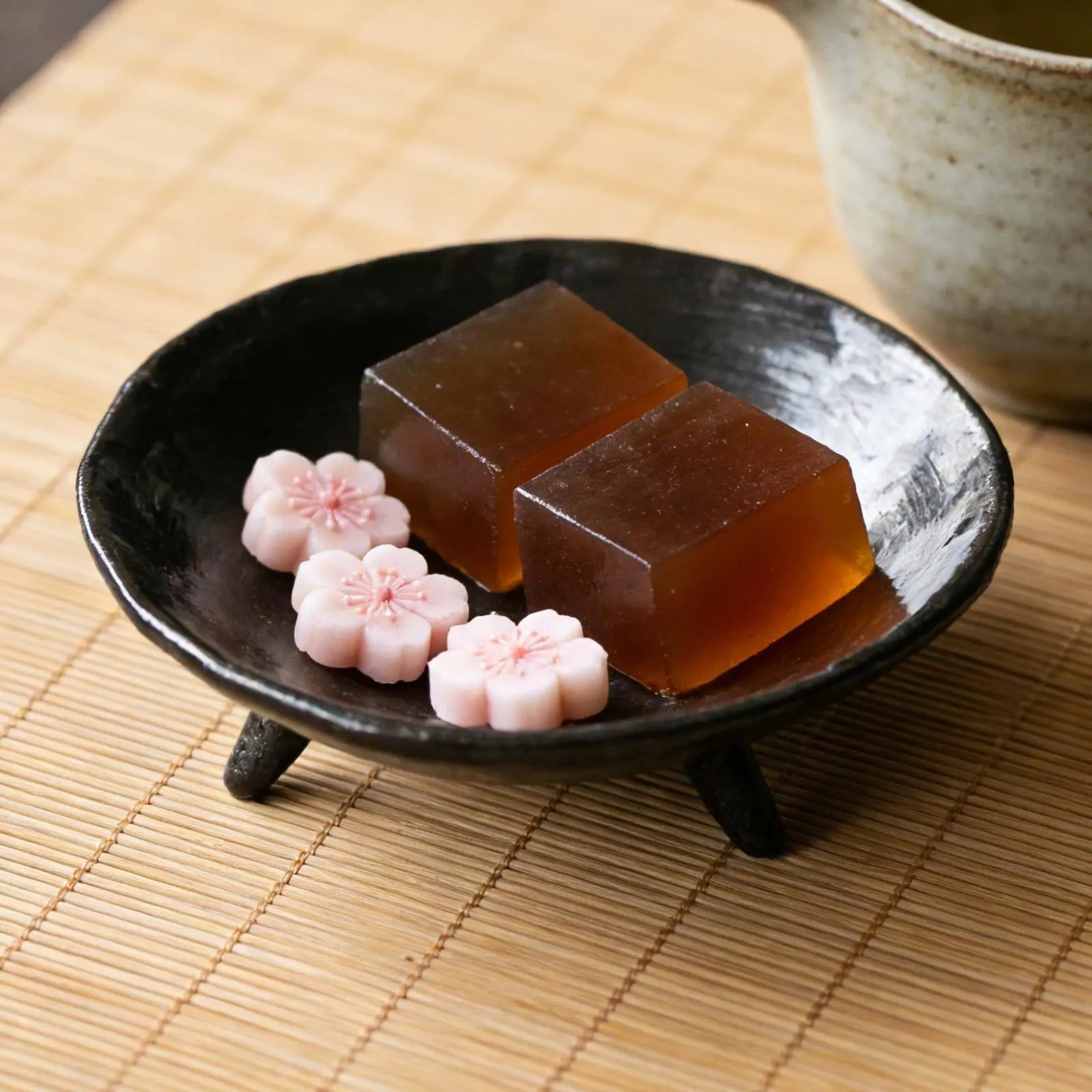 

Footed Ceramic Bowl Decorative Fruit Center Table Pedestal Plate for Home Decor Wedding Tea Ceremony