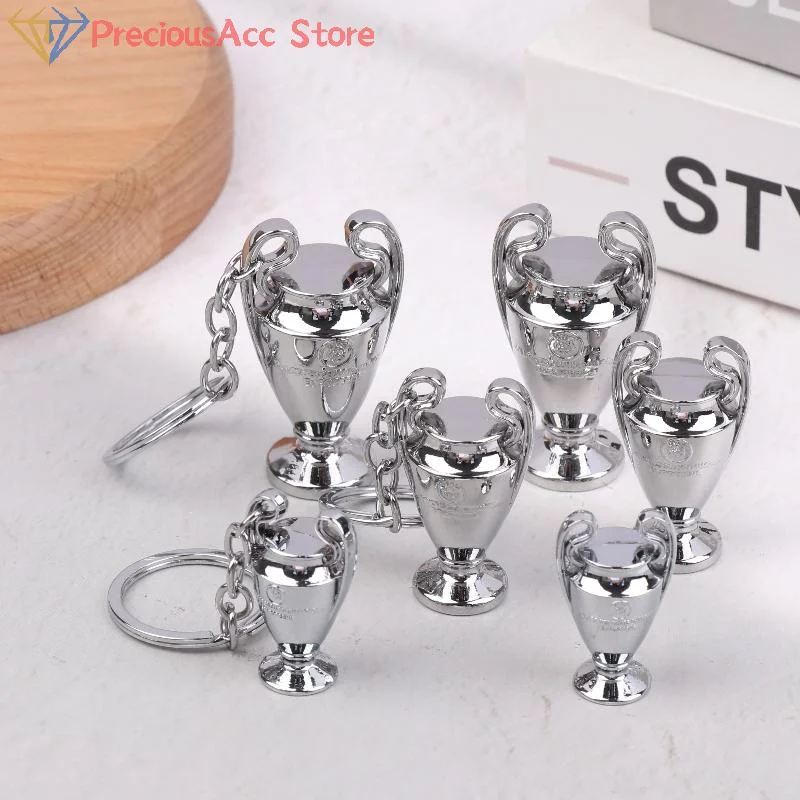 إسبانيا إيطاليا دوري أبطال أوروبا الكأس نموذج زخرفة ديكور المفاتيح قلادة هدية تذكارية