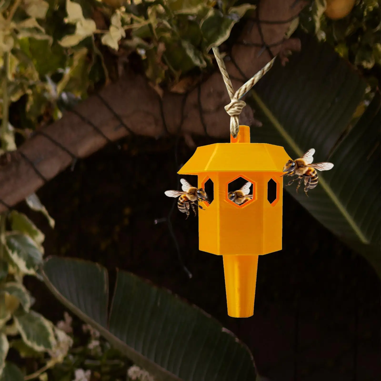 

Wasp Catch Bottle Adapter Reusable Plastic Hornet Trap Hanging Outdoor Catcher for Home Garden Patio