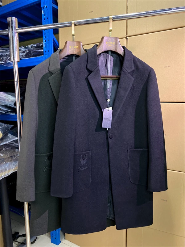 

Sli Men's Camere Coat Autumn Winter Mid-Length Woolen Jaet Simple Embroidery Faionable Urban Sle Q76