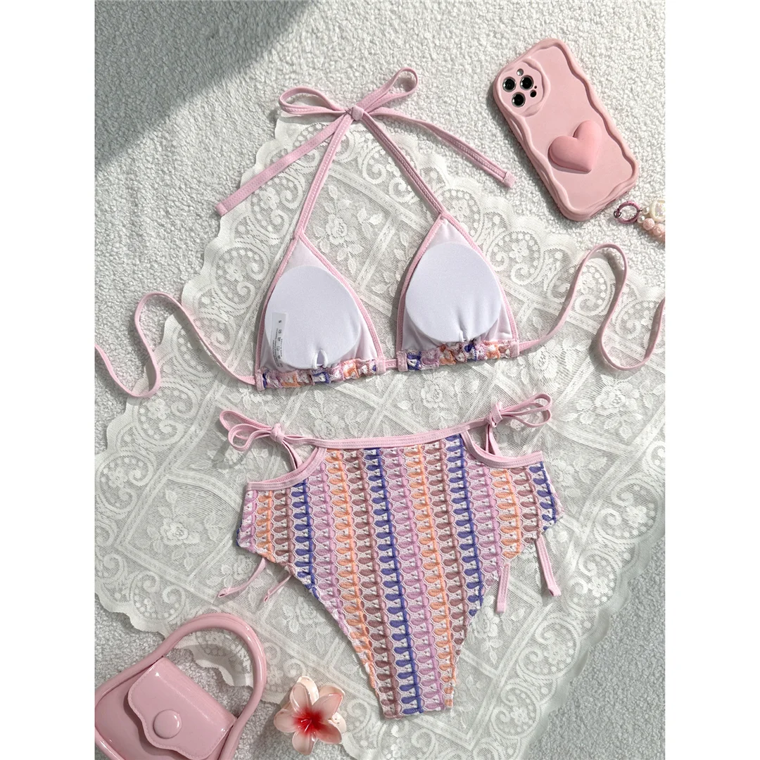 Neuer, farbenfroher Bikini mit Ausschnitten und Neckholder-Design, Damen-Badeanzug, zweiteiliges Bikini-Set, mittelhoher Bund, Badebekleidung, Badeanzug, Modell V8255. – Detail 5