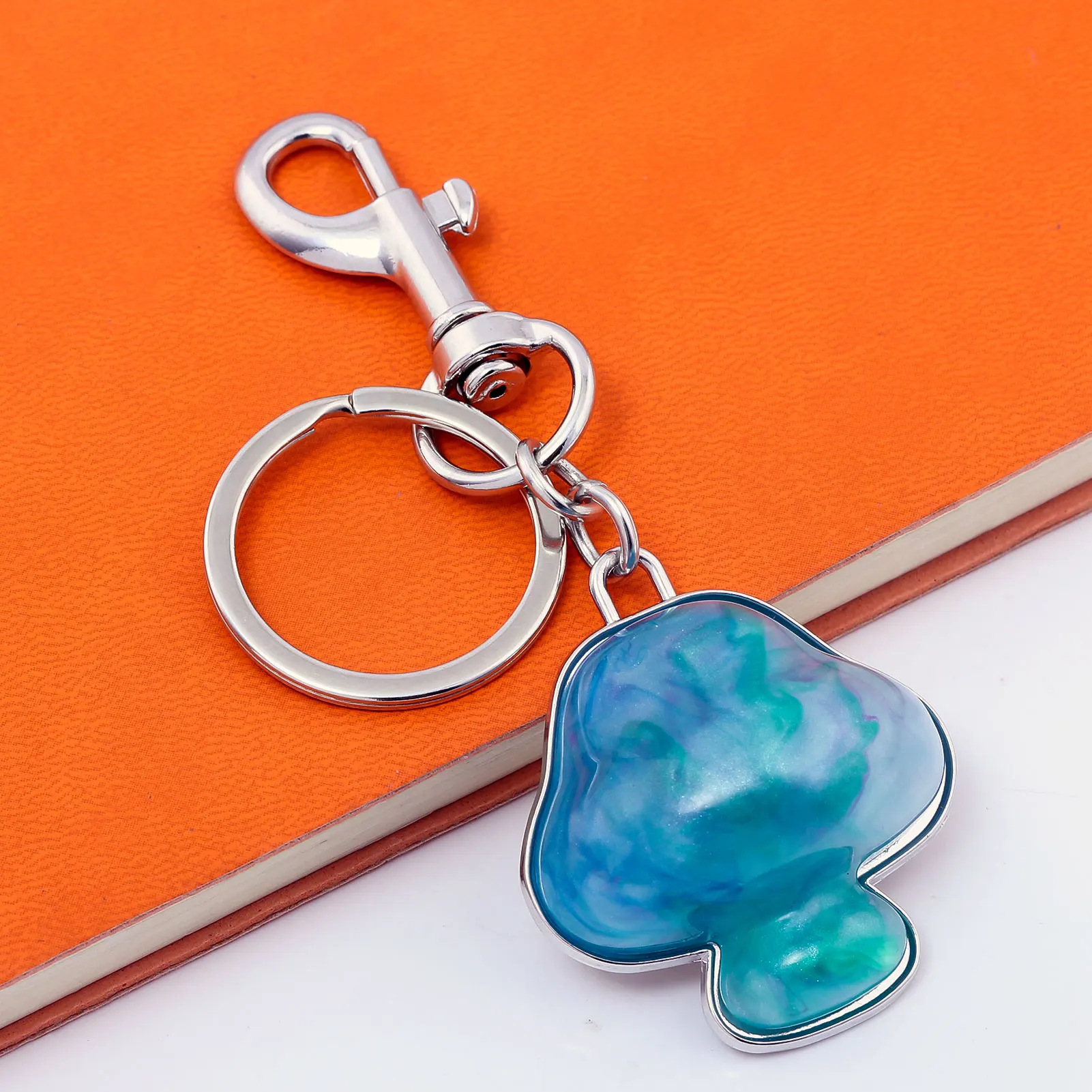

Fashion Dreamy Mushroom-shaped Decorative Pendant Keychain Blue Mushroom Keyring Men Women Backpack Pendants Jewelry Gift
