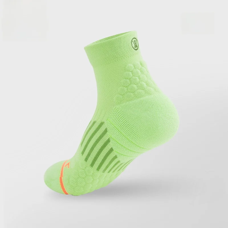 Sport's House Chaussettes mi-mollet respirantes pour la course à pied, chaussettes de sport absorbant la sueur et désodorisantes pour femme