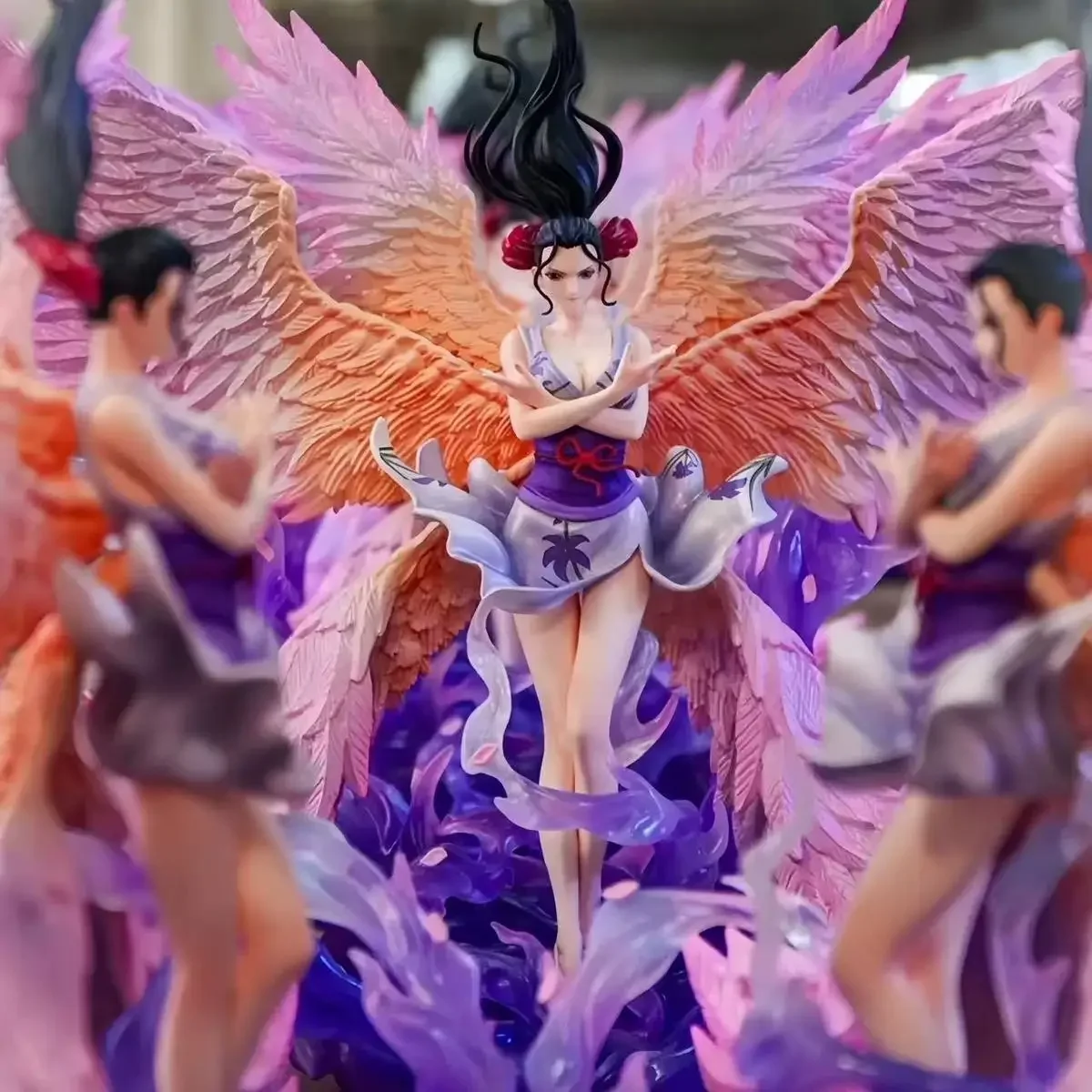 IN VOORRAAD JT speelgoed Een Stuk Anime Figuren Nico Robin Figuur 6 Vleugels 2 Hoofden Versie Robin Collectible Model Ornament Geschenken speelgoed
