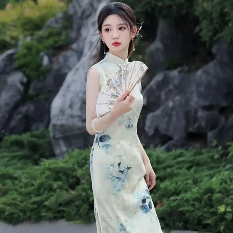 Women Sleeveless Long Qipao Dress Ink Wash Lotus Floral Print Mandarin Collar Side Slit Retro Cheongsam Maxi Dress New Qipaos