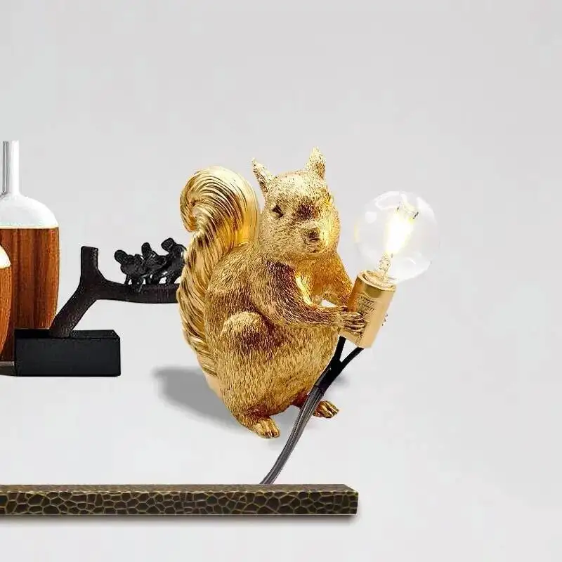 

Настольная лампа Nordic Squirrel — итальянский дизайн, мини-ночник с изображением животных для декора стола, подарок для детей Ins Viral