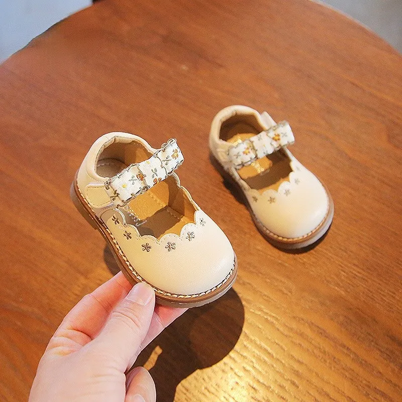 SpringandAutumn1-3BabyGirlSoftBottomClosedToeNon-SlipToddlerLeatherShoes