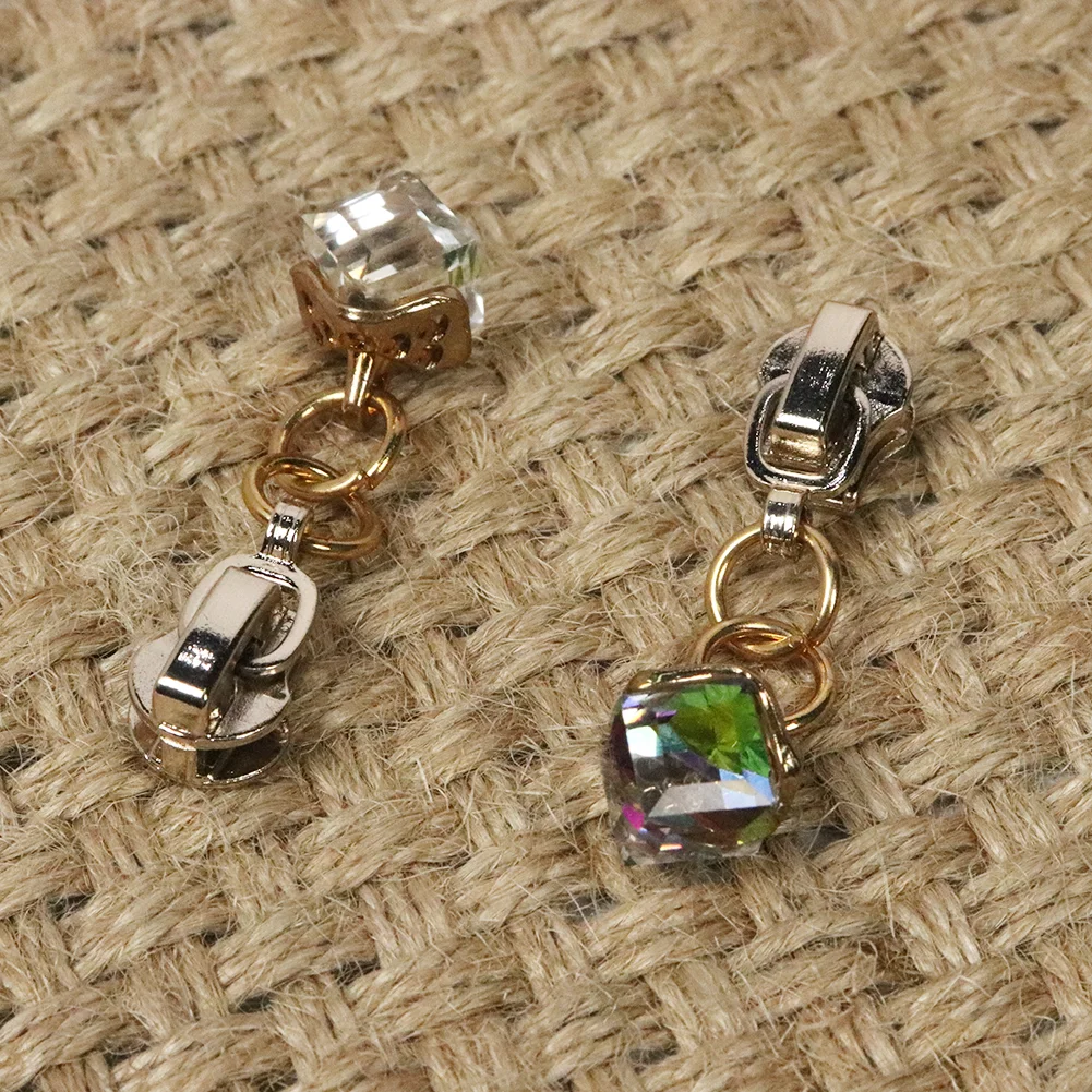 4PCS No.3 Auto Lock Zipper Pulls Mix Colors  Metal Zipper Sliders Replacement for Nylon Zippers on Bags, Jackets, Clothes, DIY