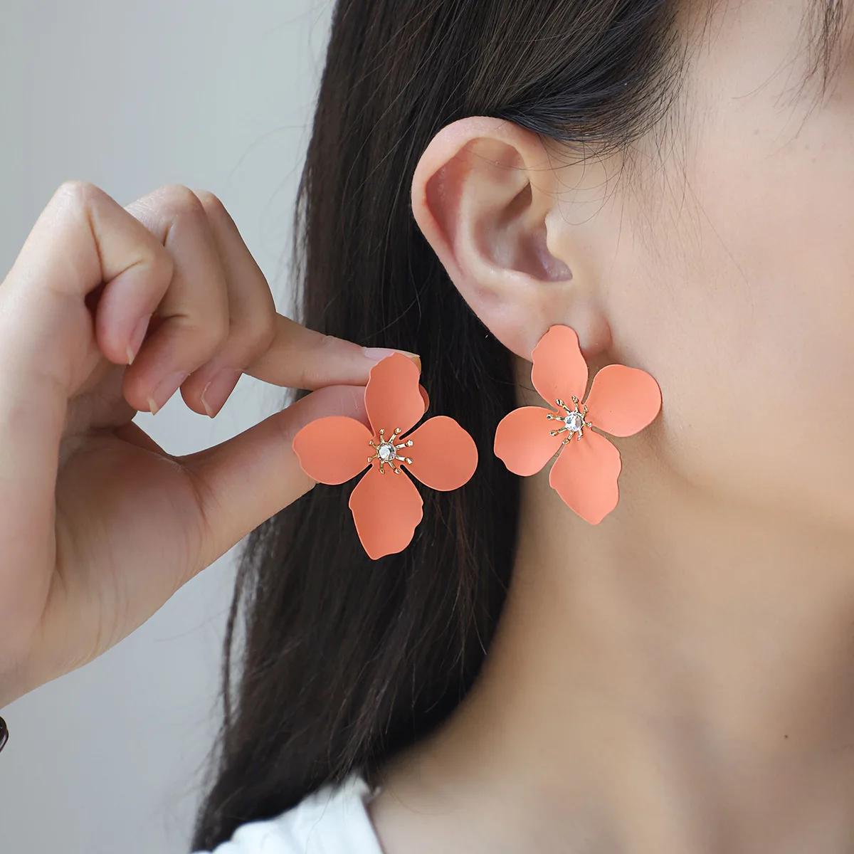 Small Fresh Color Drip Oil Flower rhinestone Stud Earrings Women 2024 Summer Sweet Orange Water Drop Dangle Earrings Party Gift