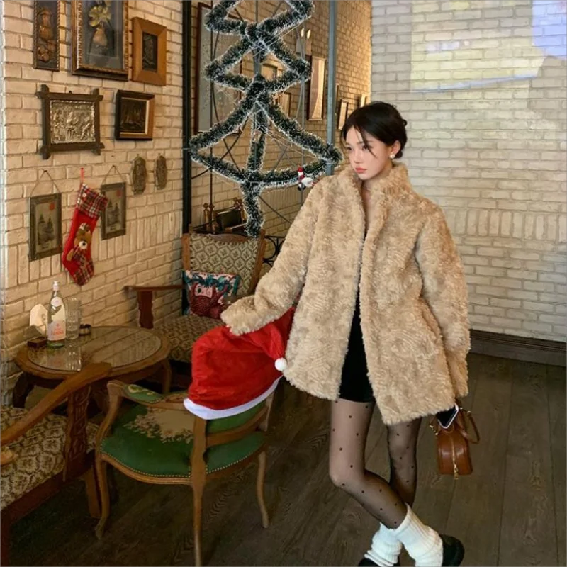 Autumn and winter new women's clothing high-end stand collar artificial fur imitation lamb plush coat jacket