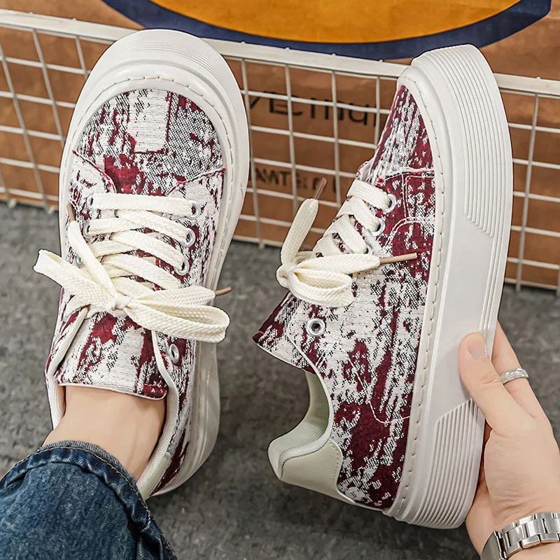 

Urban Zoo Trip Footwear, Roomy Comfort Design for Animal Park Tours, Sightseeing and Relaxed Family Weekend City Outings