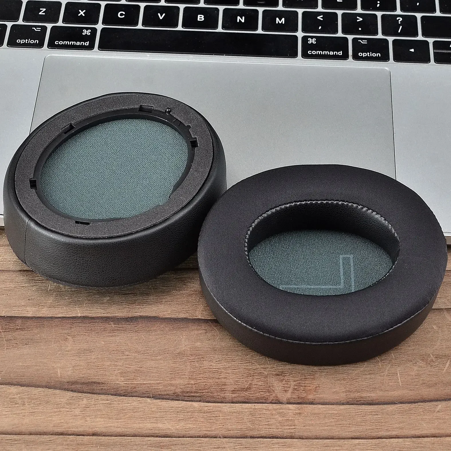 交換用アイスジェルイヤーパッドクッション Anker Soundcore Life 2 (Life 2 Neoには適合しません)/Q20/Q20+/Q20I/Q20BT ヘッドフォンに適しています