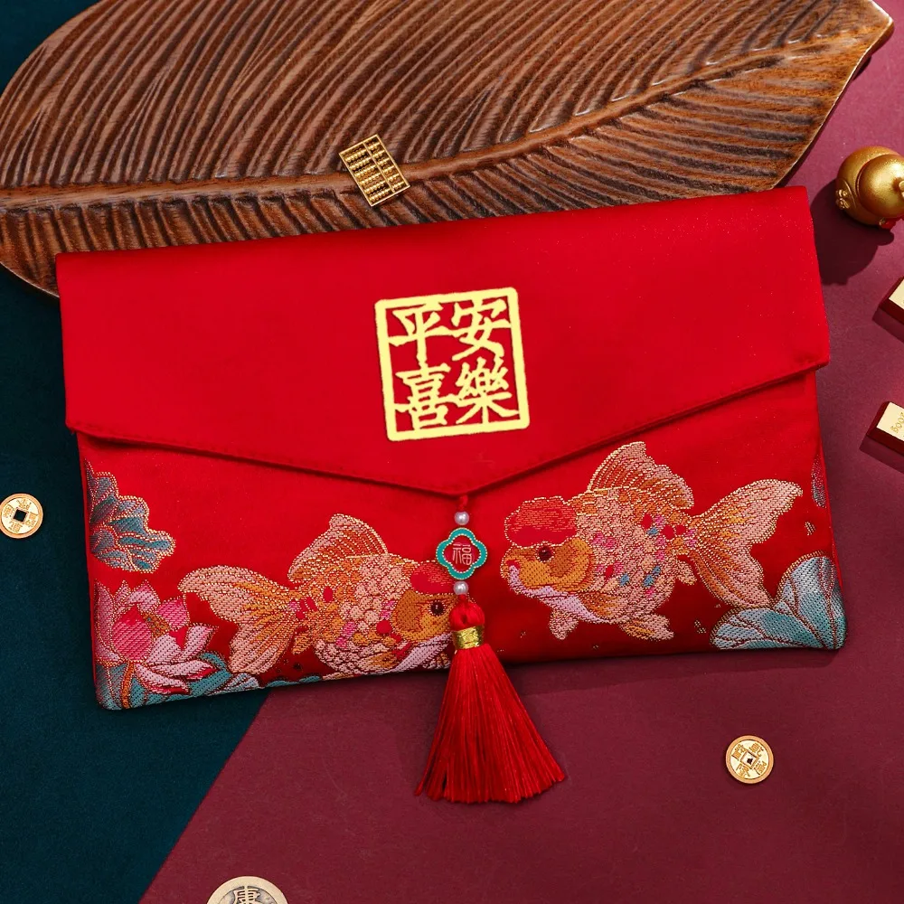 

Red Color Lucky Money Pouches Embroider With Tassel High-End Red Envelopes Koi Fish Design High-Quality Material
