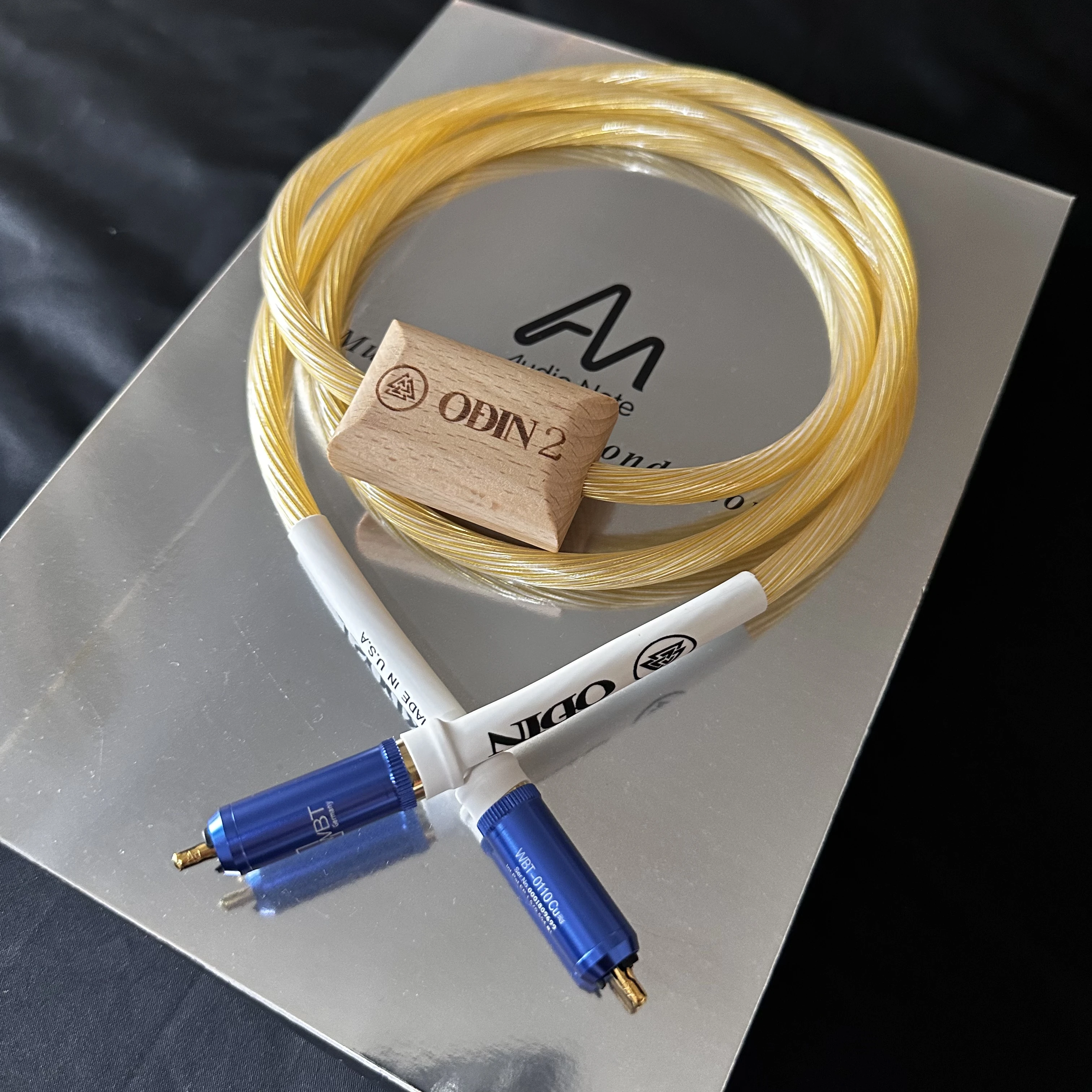 1 pcs Top quality brand new Hi-End Nordost ODIN 2 Gold Cable Audiophile 75 Ohm RCA Digital Coaxial Cable HiFi AES/EBU line