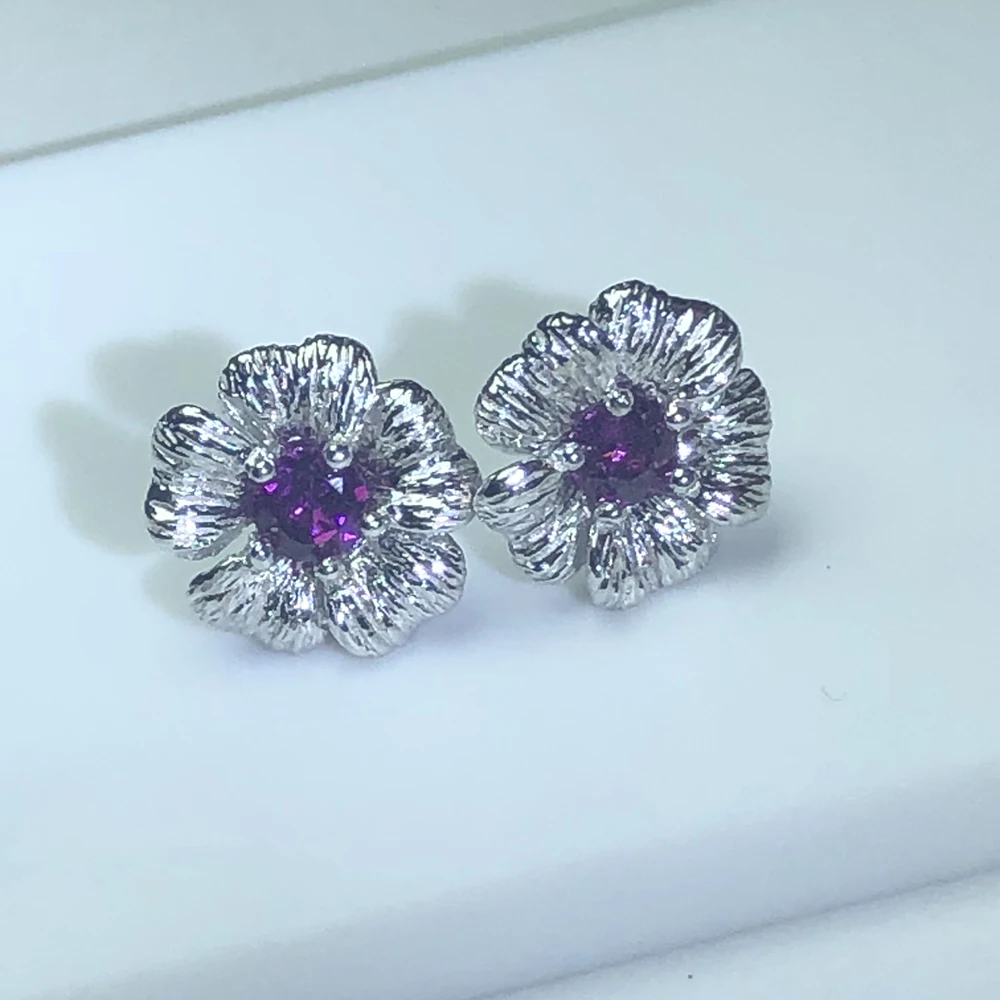 

MELE Natural garnet silver earring, 10mm for earring size, lovely flower silver earring, good choice for birthday gift