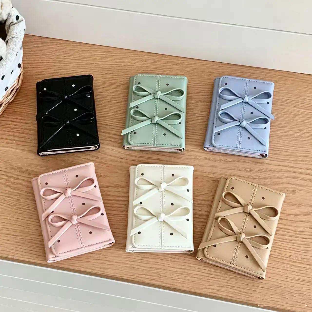 Korean Version Instagram Style Bow Folding Wallet Gentle Girl with Multiple Card Slots Bank Card Zero Wallet Sweet and Cute Gift