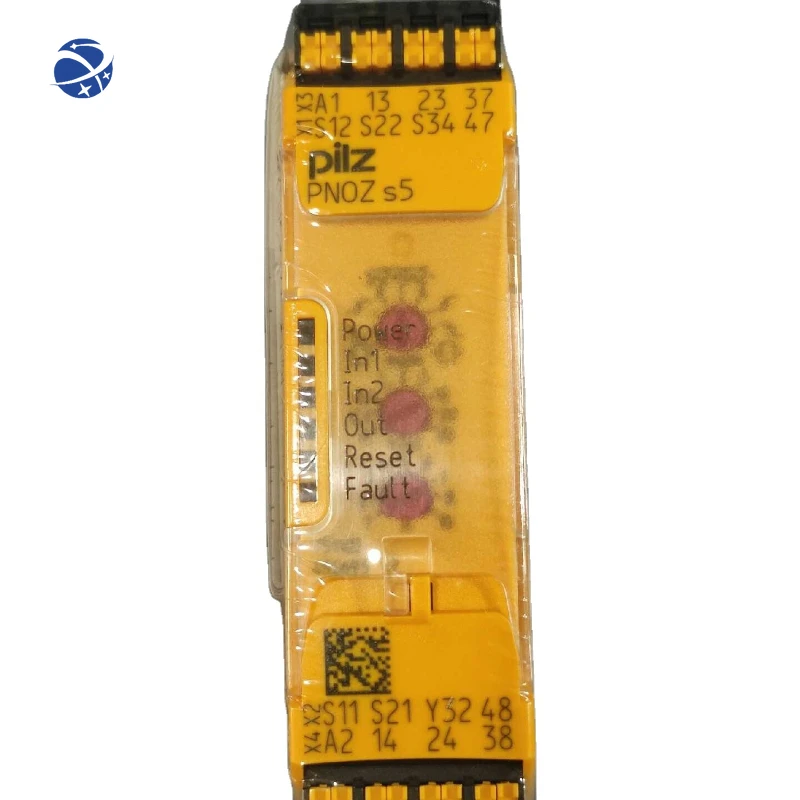 Pilzs-relé de seguridad, terminales de tornillo, 45mm, 750008 PNOZ s set1