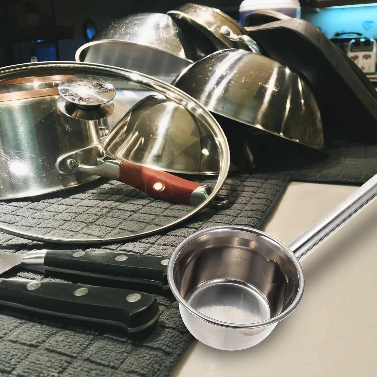 

1pc Long Handle Water Spoon Stainless Steel Ladle Soup Scoop Kitchen Tool Corrosion Resistant Practical Gift Water Gourd