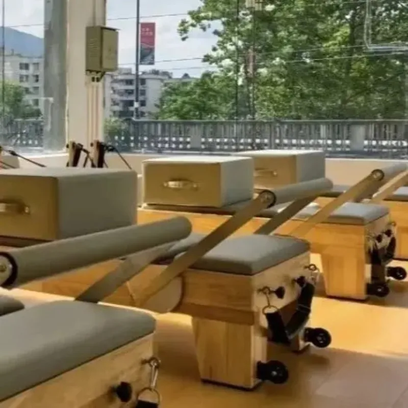 Pilates Machine Reformer Commercial Reformer Pilates Machine Wood Material Yoga Stduio pilates