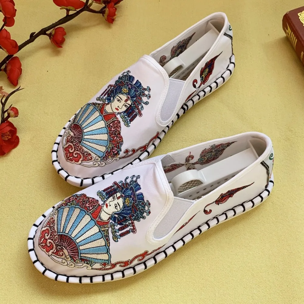 Hanfu Shoes for Women Sneakers Men Ethnic Style Embroidery Chinese style Streetwear Fashion Casual Vintage Old Beijing Shoes