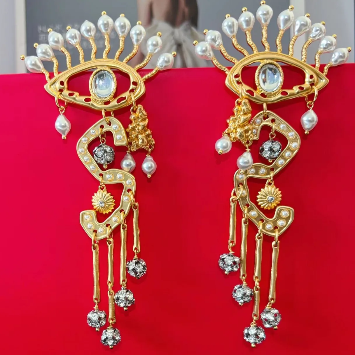Europe America Tassel Long Pearl Crystal Classic Earrings Women Art Designer Luxury Jewelry Trend
