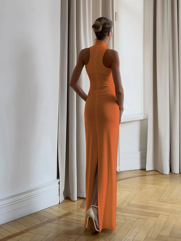 Nibber Halter Metalen Knopen Jurk Vrouwen Elegante Zomer Trend Effen Plooien Backless Mouwloos Sexy Slanke Banket Party Lange Bodycon