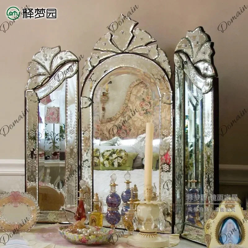 XX Light Luxury Carved Tri-fold Mirror European Neoclassical Bedroom Home Makeup Mirror Dressing Mirror
